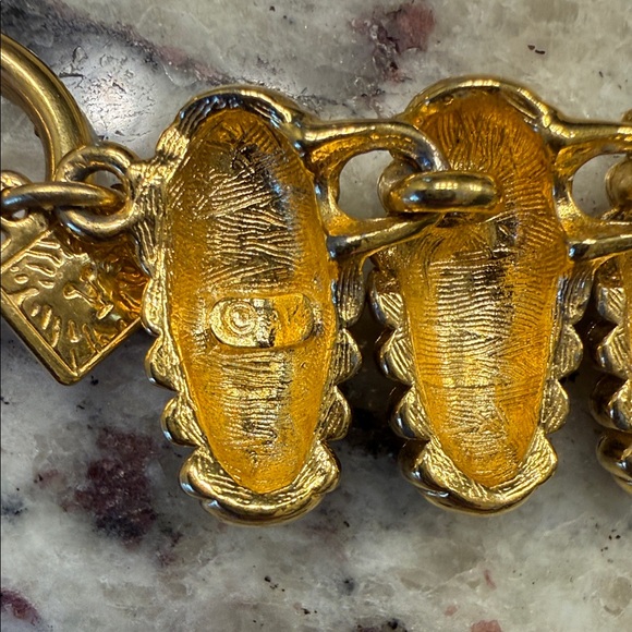 Vintage 1990’s Anne Klein Elegant Gold Necklace - Picture 7 of 8